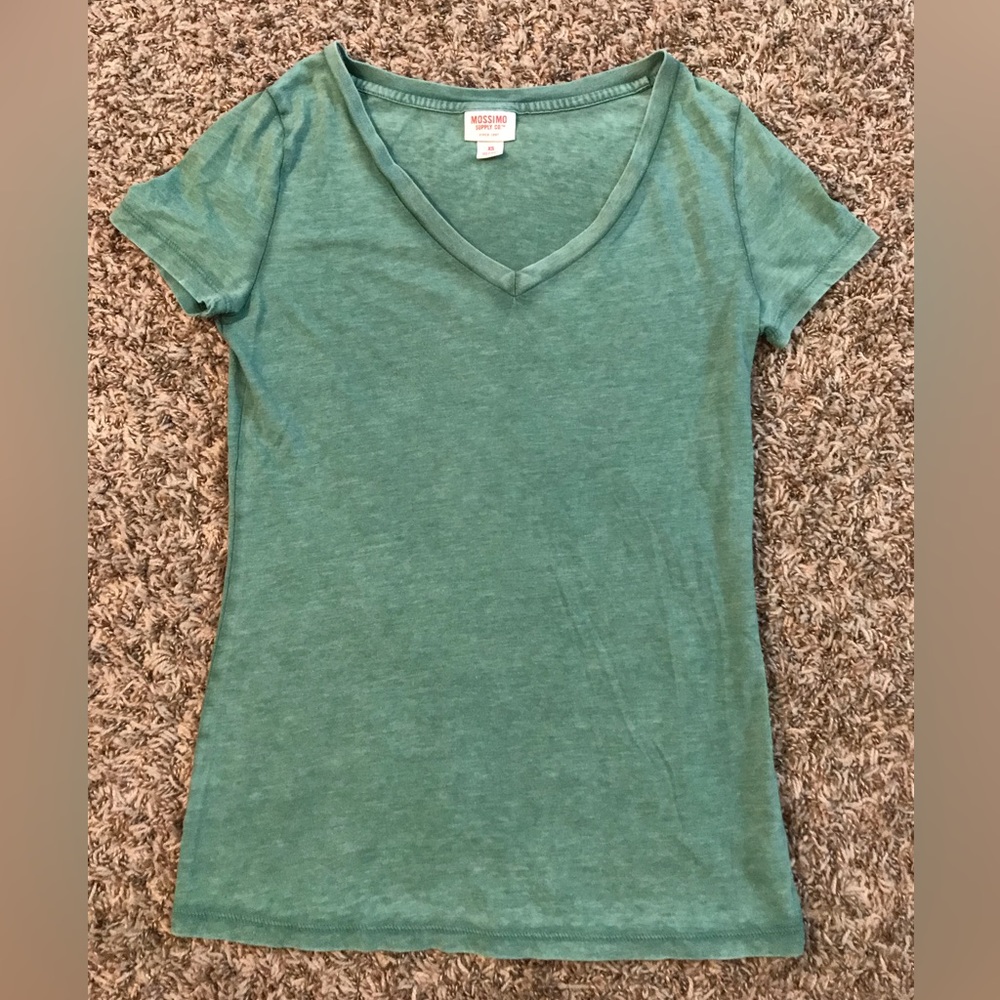 Mossimo Supply Co green v-neck t-shirt